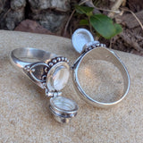 Gothic Oval Gemstone Poison Ring Peridot