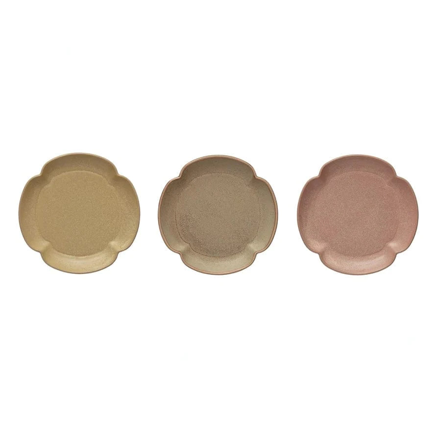 Stoneware Scalloped Plate Set of 3